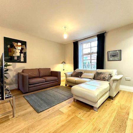 Desirable 2 Bedroom Apartment In Bicester That Sleeps 5 Dış mekan fotoğraf