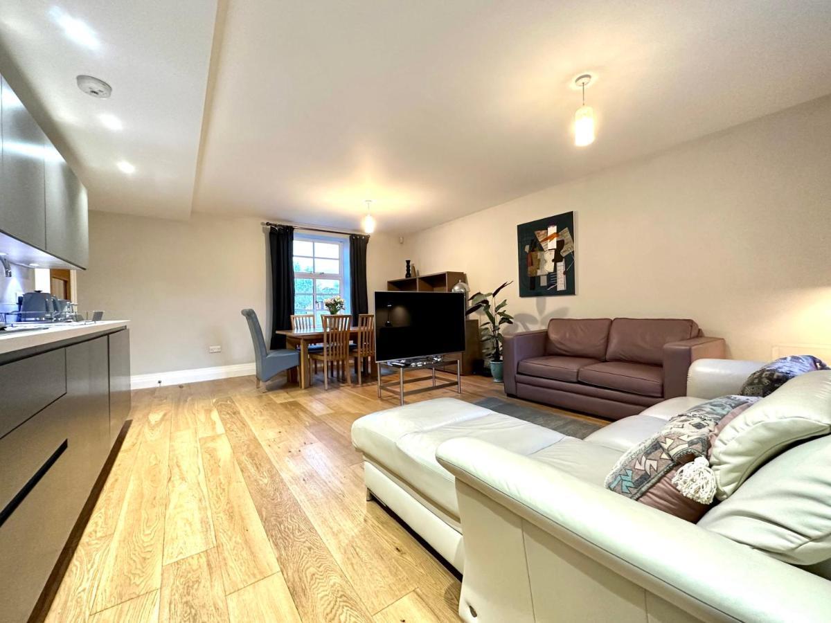 Desirable 2 Bedroom Apartment In Bicester That Sleeps 5 Dış mekan fotoğraf