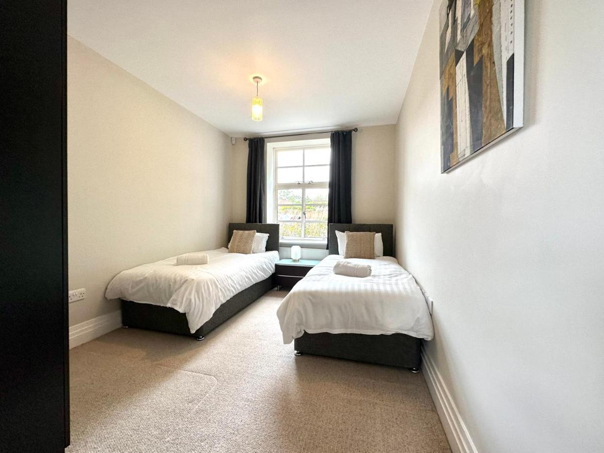 Desirable 2 Bedroom Apartment In Bicester That Sleeps 5 Dış mekan fotoğraf
